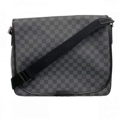 【6dc3332-k】ルイヴィトン ショルダーバッグ ダミエ・グラフィット ダニエルGM N58033 ブラック グレー【中古】メンズ