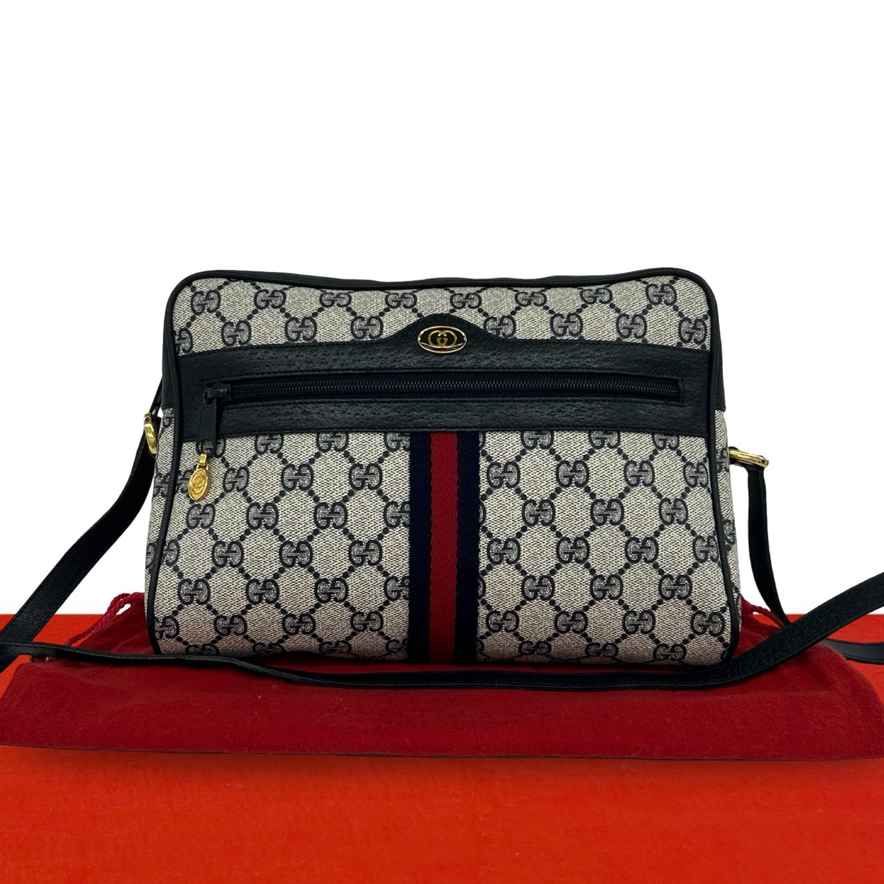 GUCCI グッチ シェリーライン GG ロゴ 金具 レザー PVC ショルダーバッグ ネイビー
28881