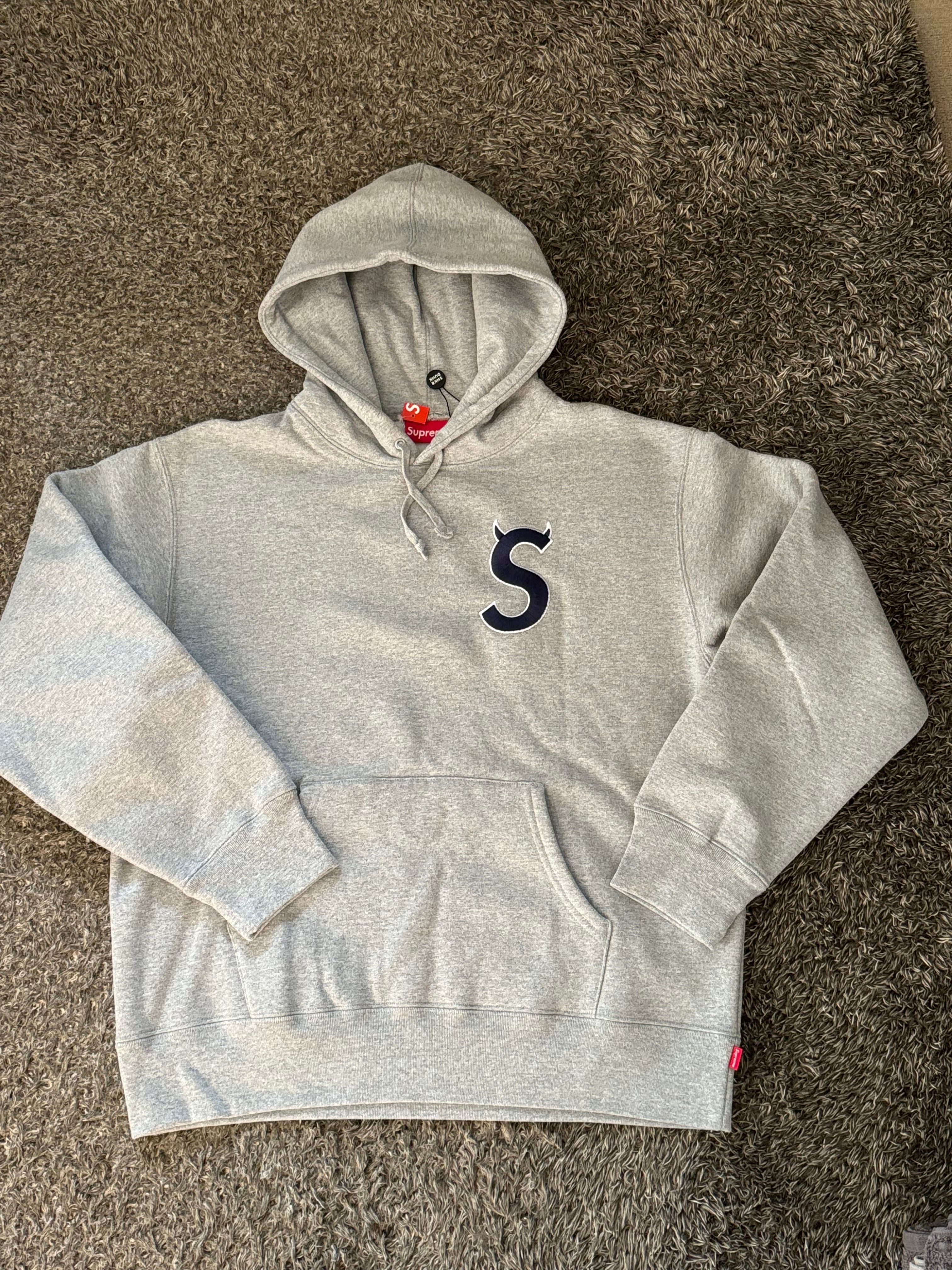 Supreme S Logo Hooded Sweatshirt "Heather Grey" (22FW)