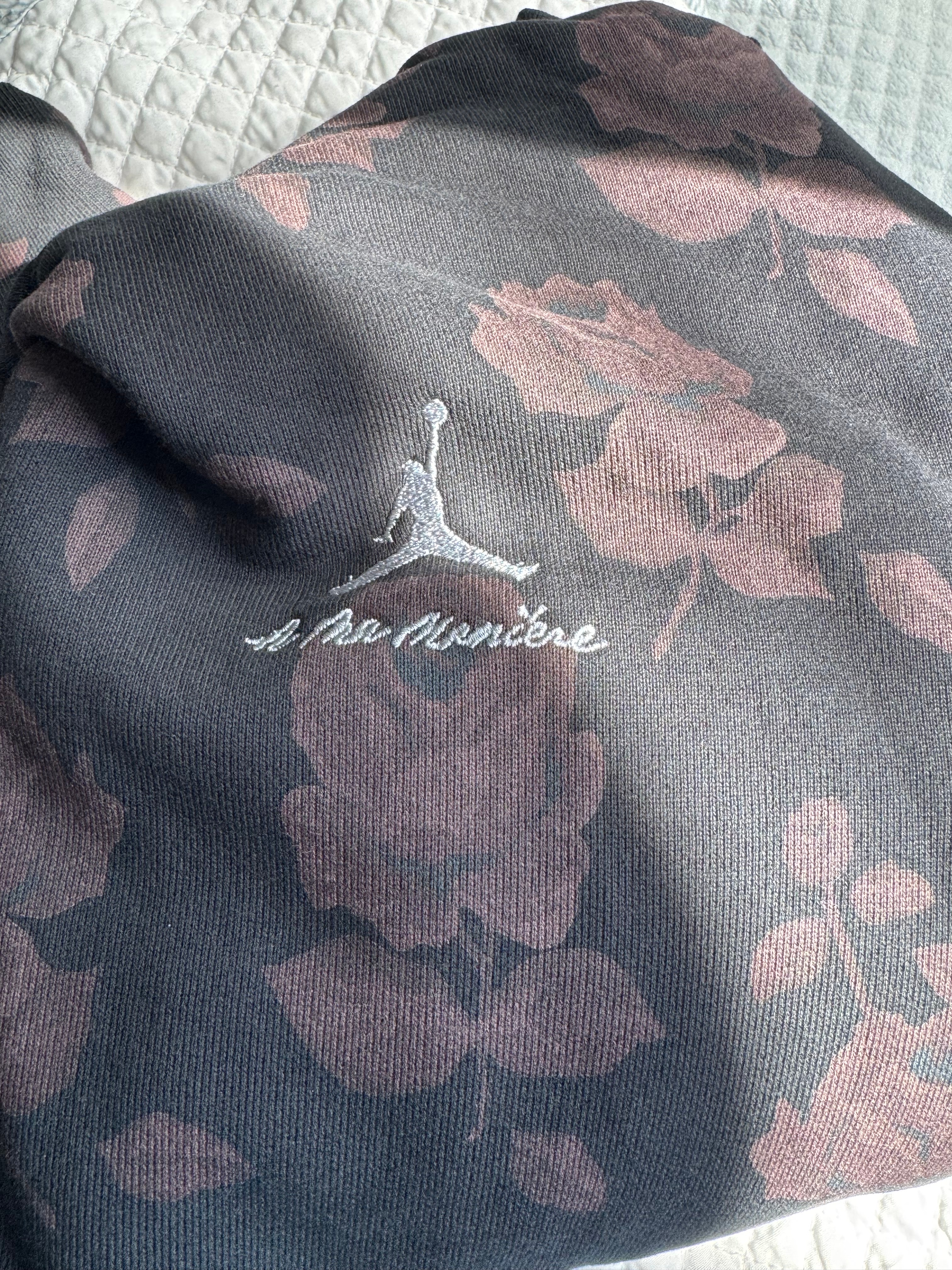 Jordan A ma maniere Allover Print Fleece Hoodie "Black"