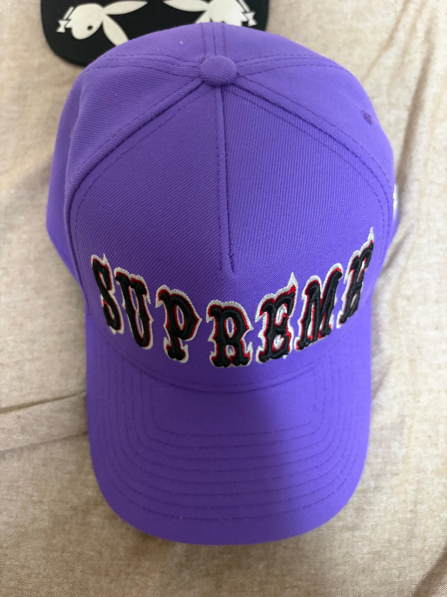 Supreme Gothic Outline Adjustable New Era "Purple"