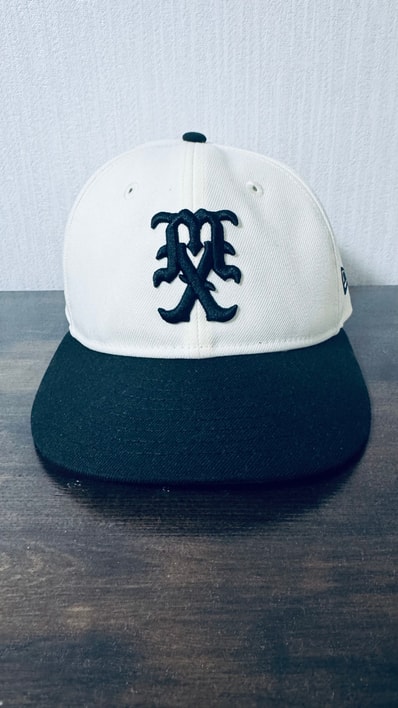 SAINT Mxxxxxx x NEW ERA Retro Crown 9Fifty "White"