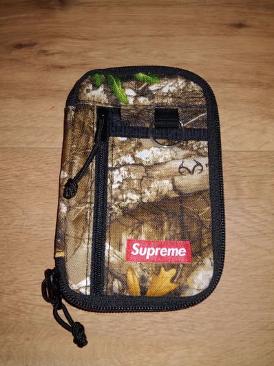 Supreme 19FW Small Zip Pouch Supreme 19FW Small Zip Pouch