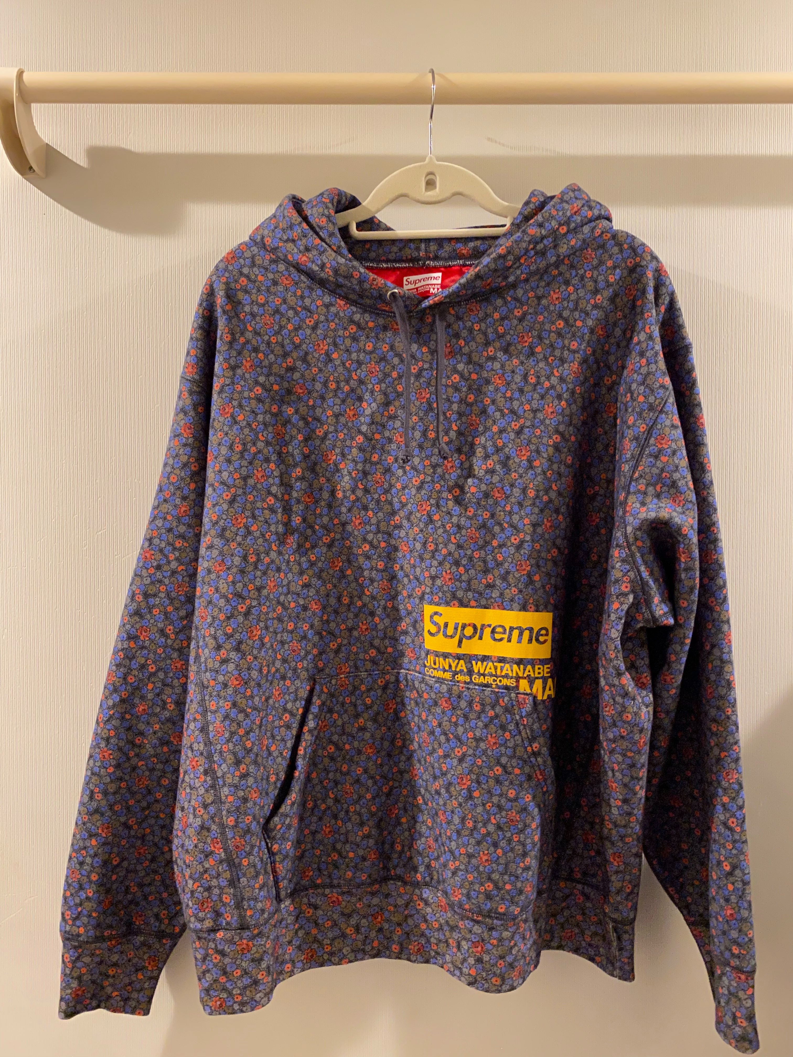 Supreme / JUNYA WATANABE COMME des GARCONS MAN Hooded Sweatshirt "Black Flowers"