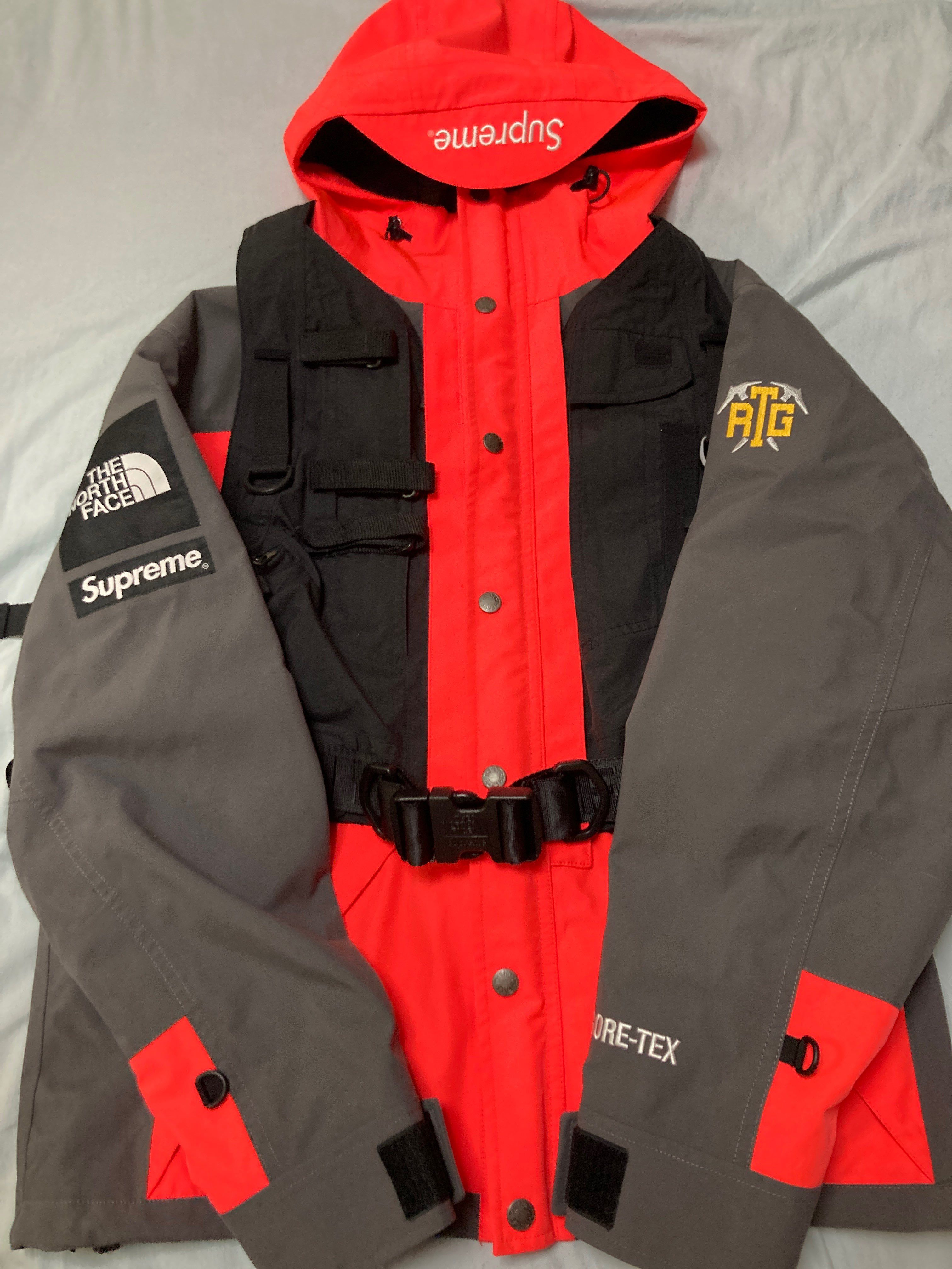 Supreme x The North Face RTG Jacket + Vest "Red"
