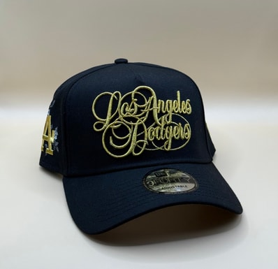 9FORTY LA Dodgers Black Gold Prime Edition スクリプト刺繍