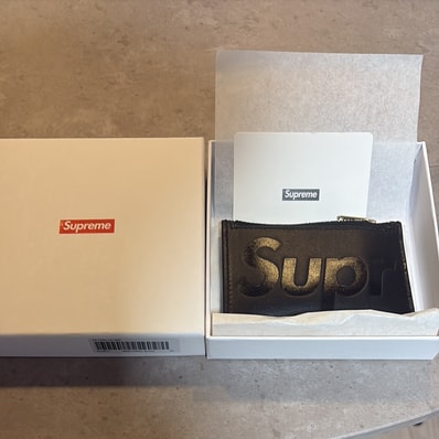 Supreme Leather Zip Card Holder (25SS) "Black"