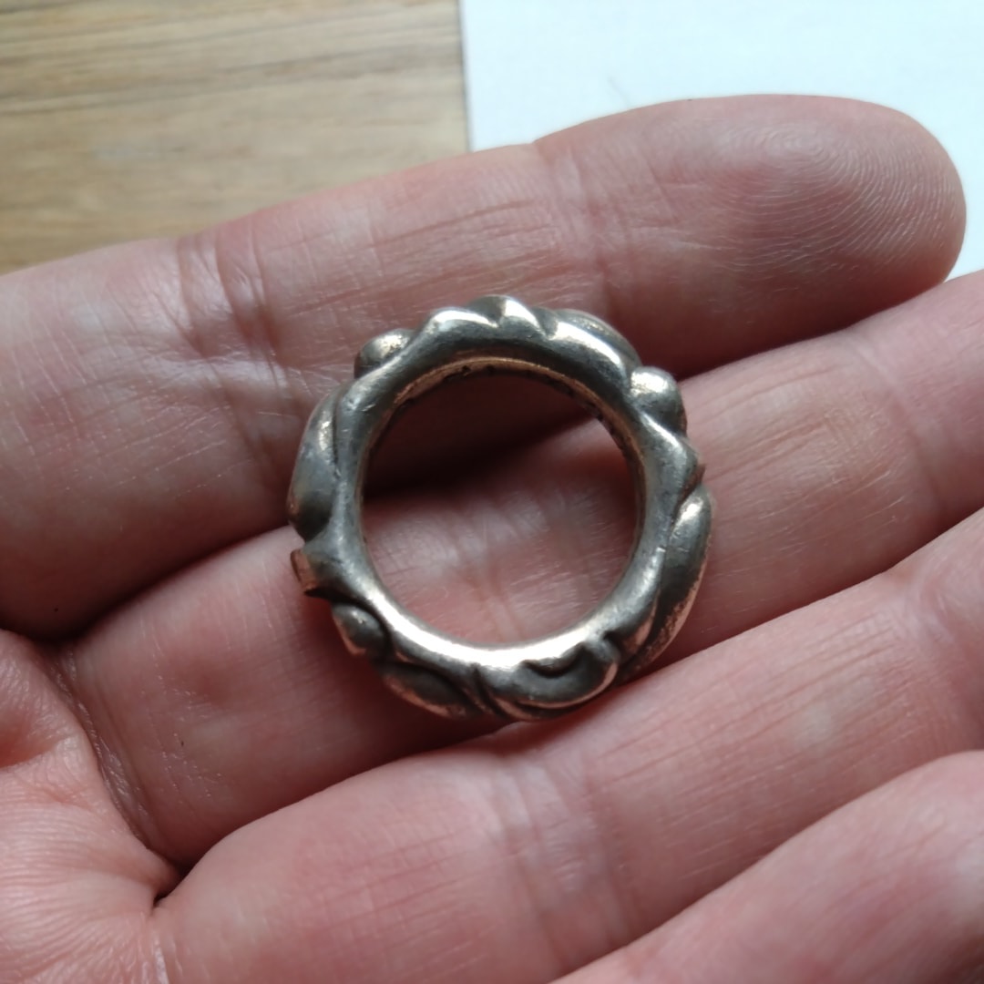 Chrome Hearts Scroll Band Ring "Silver"