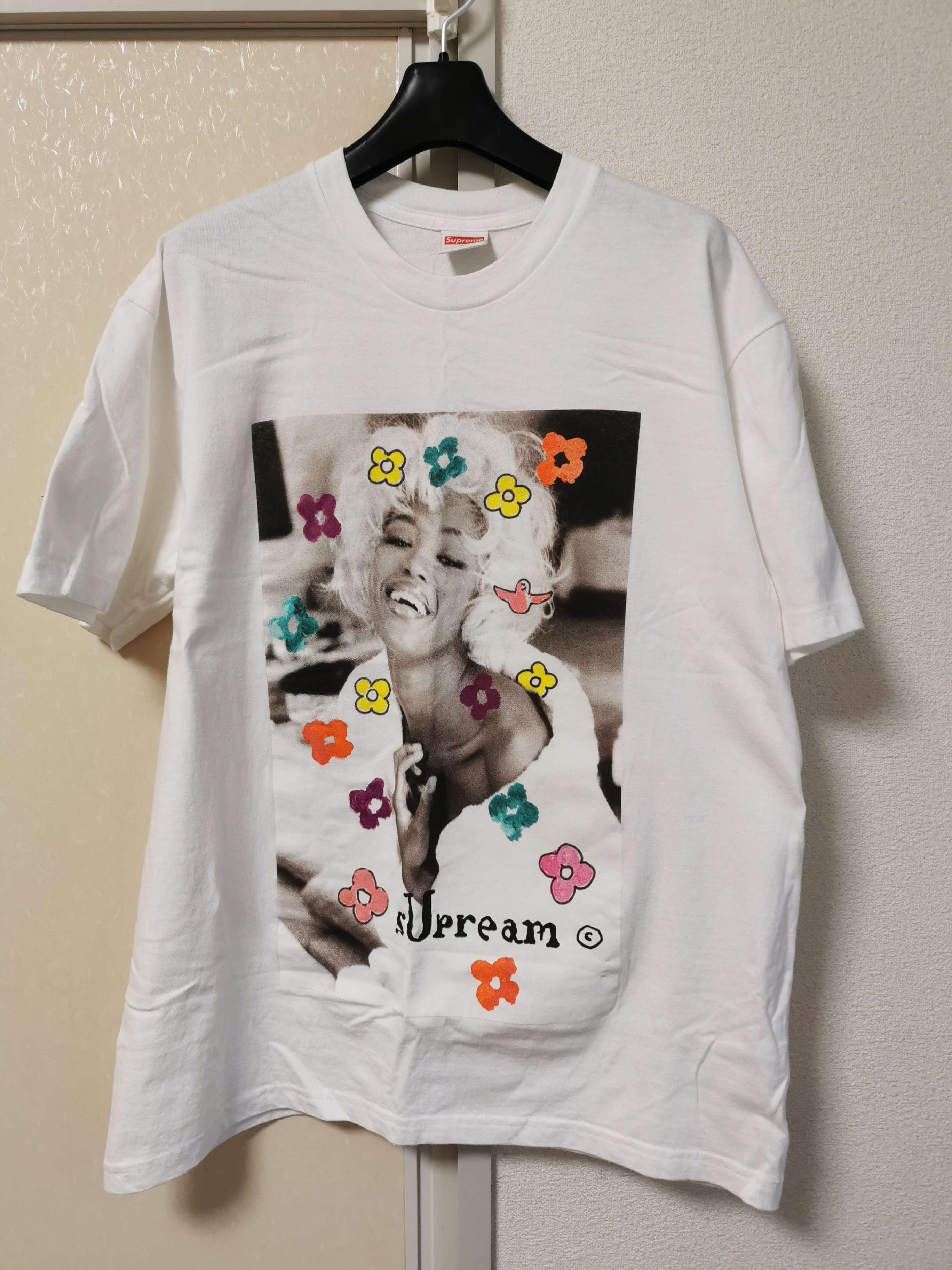 Supreme Naomi Tee "White"