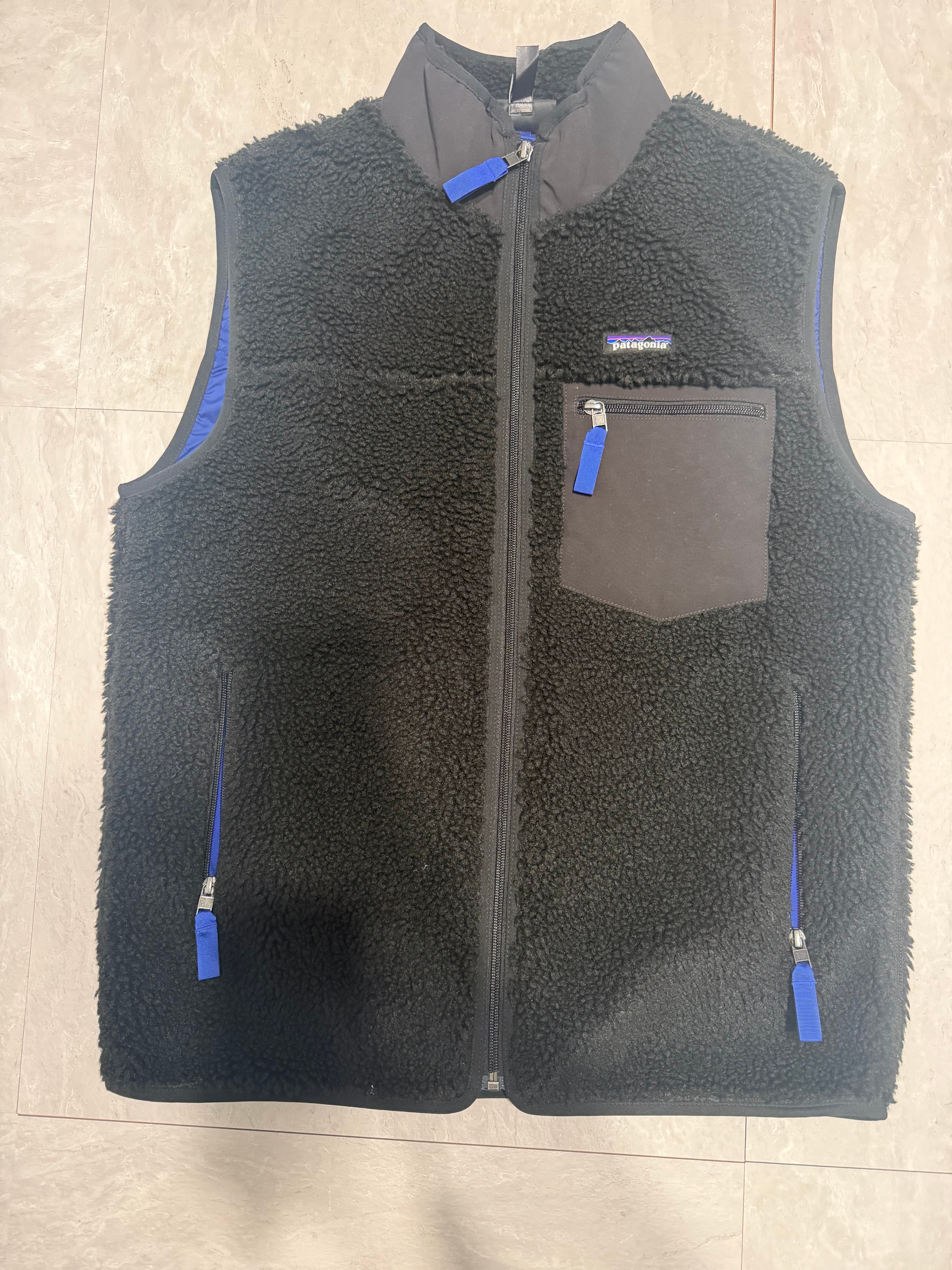 パタゴニア X クラシック レトロX フリース ベスト "ブラック/ネイビー"
