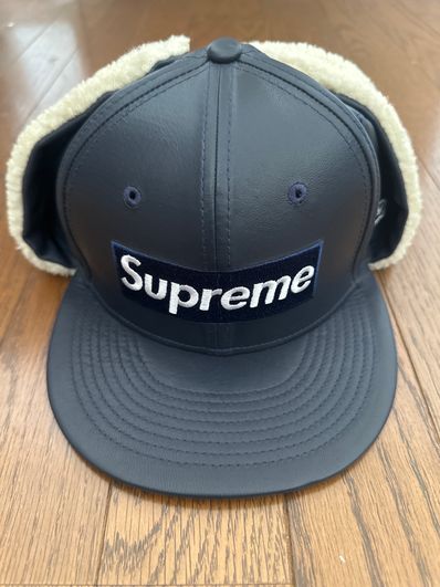 Supreme Leather Earflap Box Logo New Era "Navy"