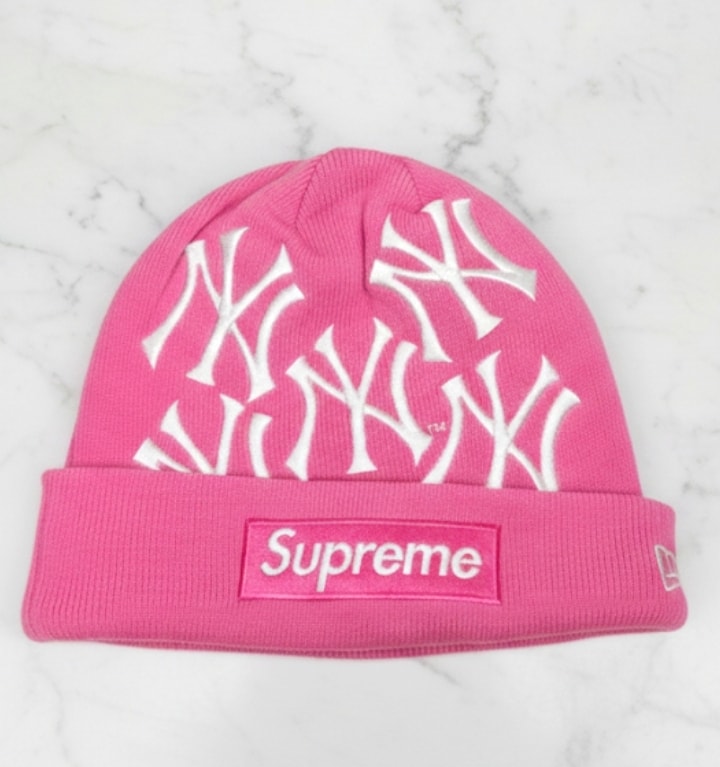 Supreme / New York Yankees / New Era Box Logo Beanie 