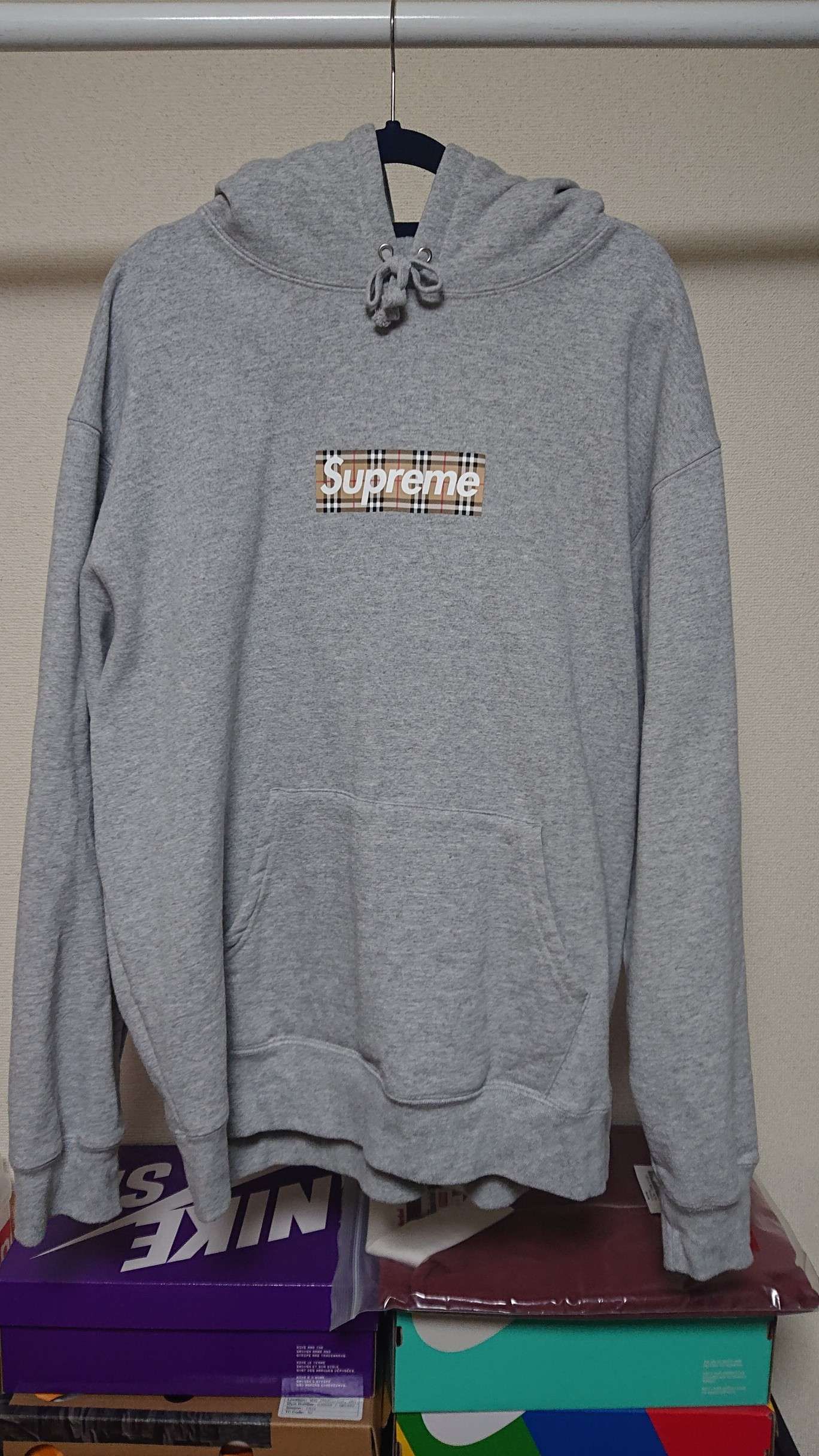 Supreme / Burberry Box Logo Hooded Sweatshirt "Heather Grey"
