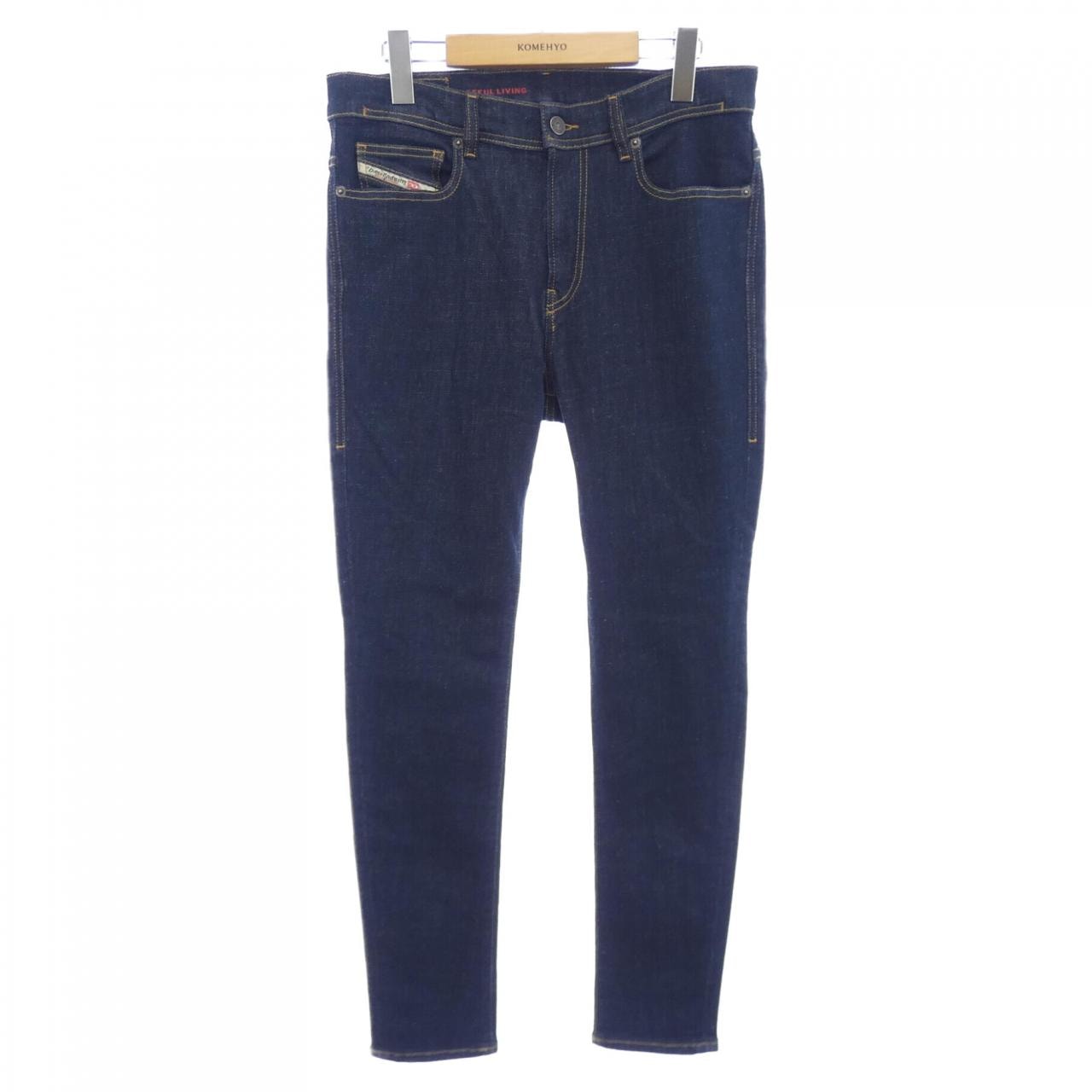 ディーゼル DIESEL A03586 ジーンズ