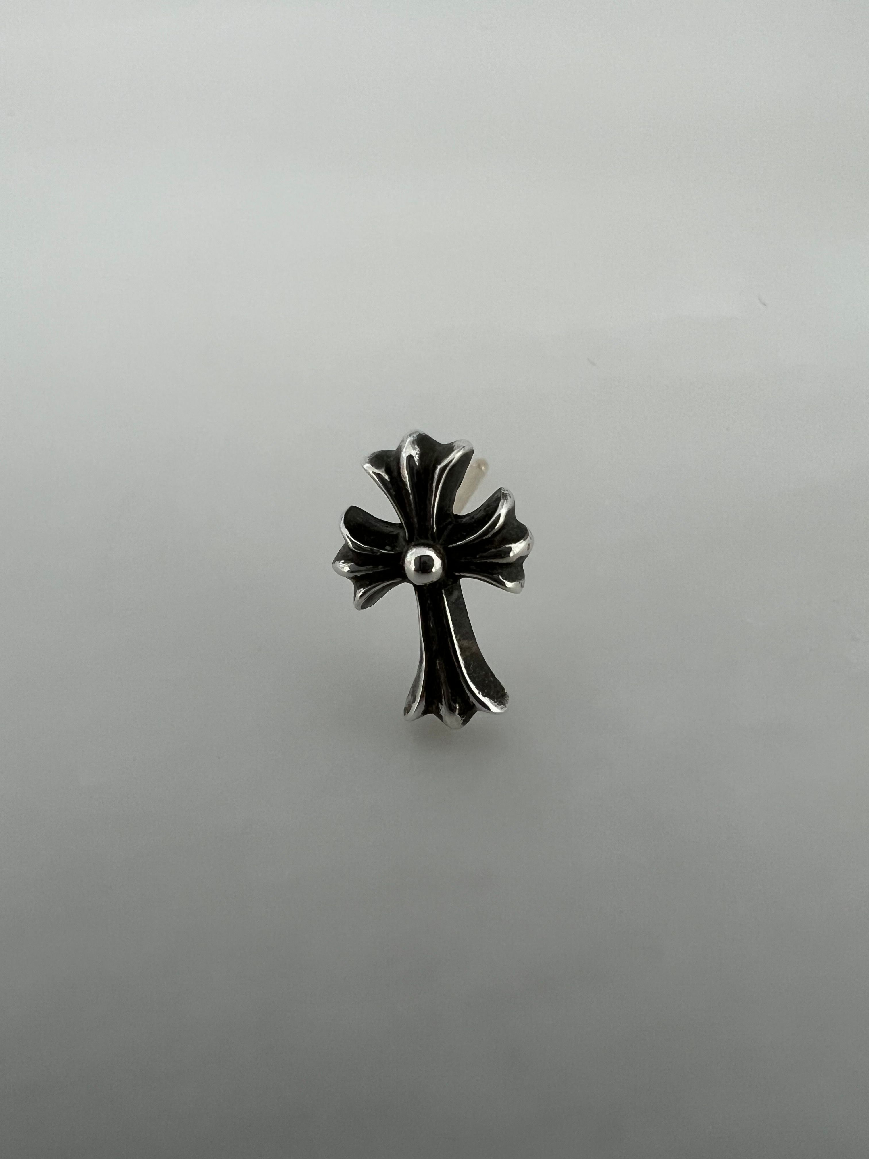 Chrome Hearts # 2 CH Cross Fat Stud Earrings "Silver"