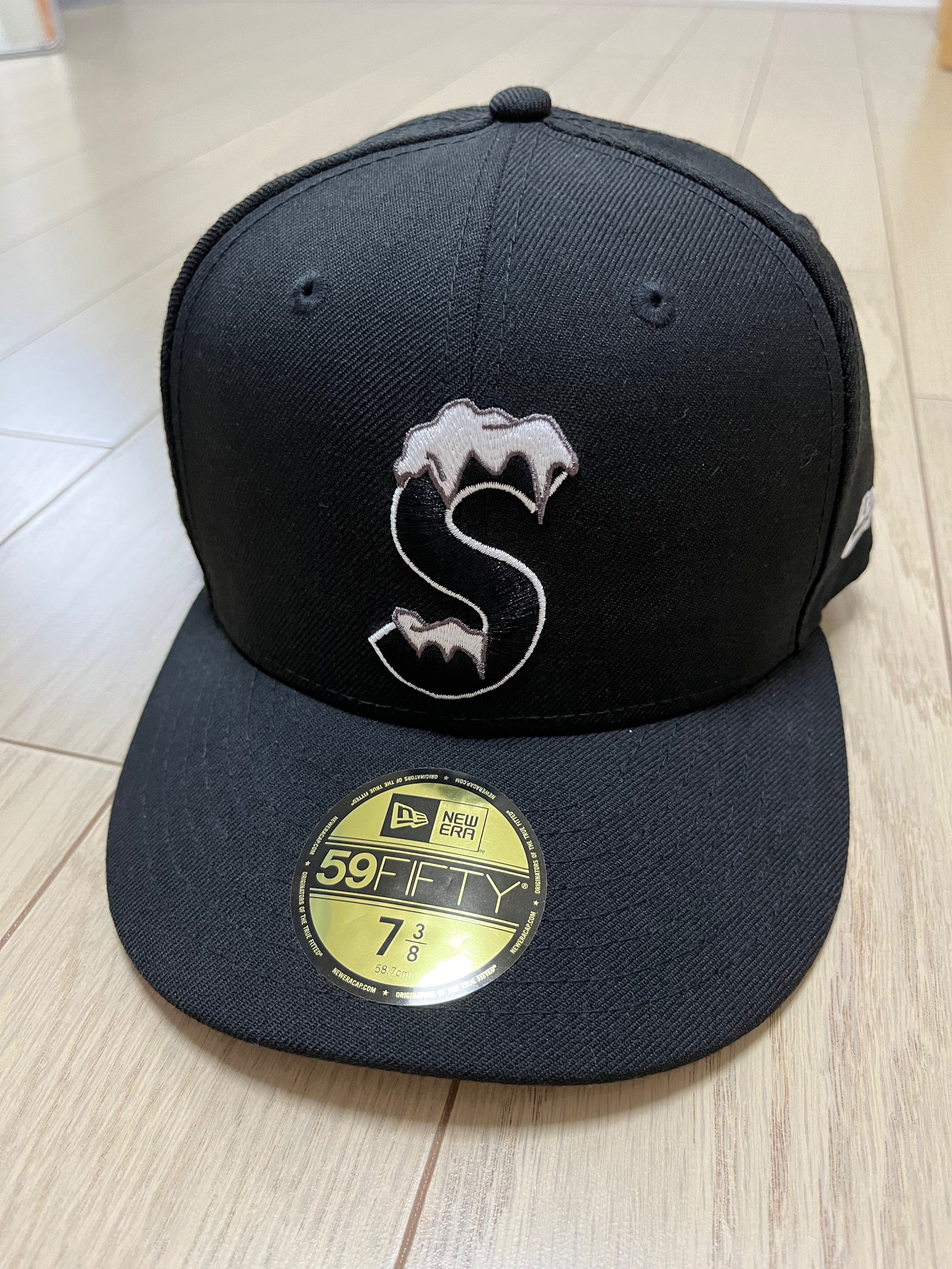 Supreme S Logo New Era® "Black" (20FW)