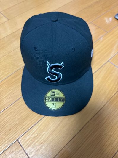 Supreme S Logo New Era "Black" (22FW)