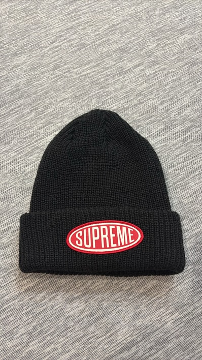 Supreme Oval Patch Beanie "Black"