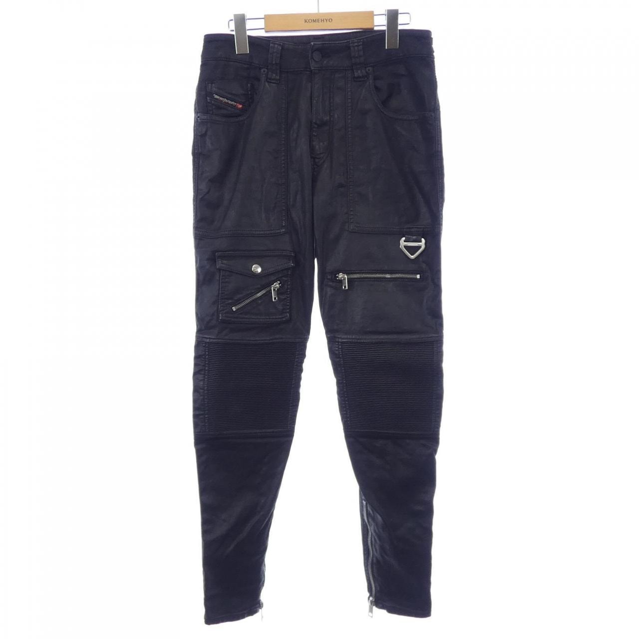 Diesel x Thug Club P-Thug-Pant Pants In Crinkled Camo Canvas 