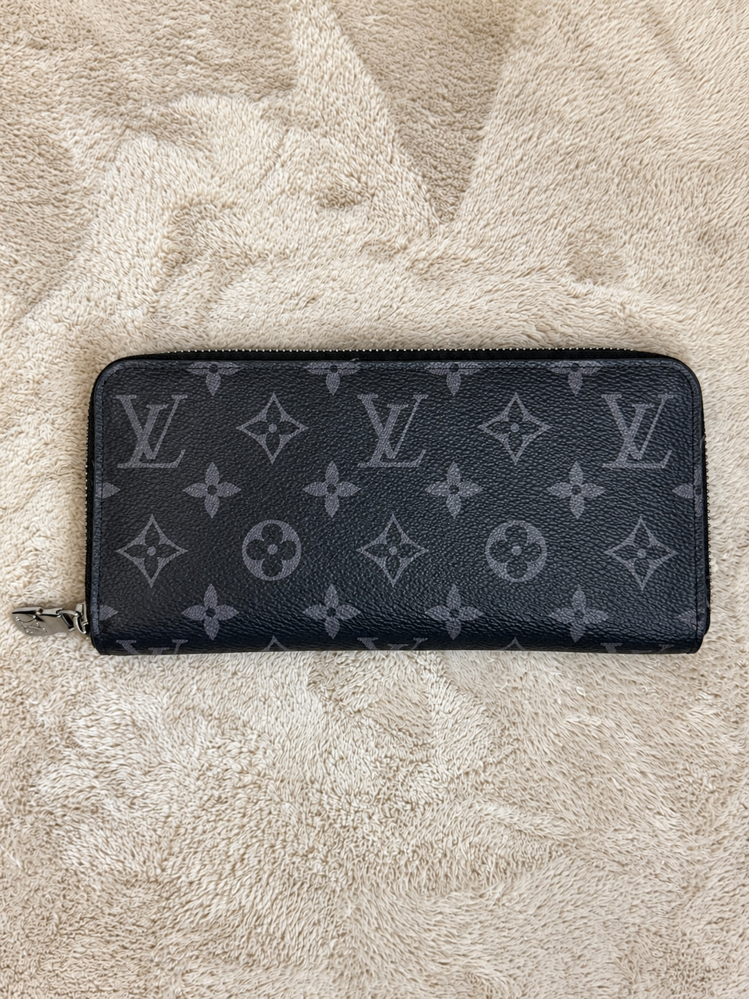Louis Vuitton Zippy Wallet Horizontal Monogram Eclipse
