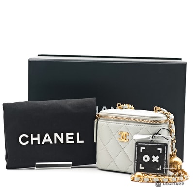 CHANEL シャネル UG9TGXH4 ショルダーバッグ Lambskin レディース
