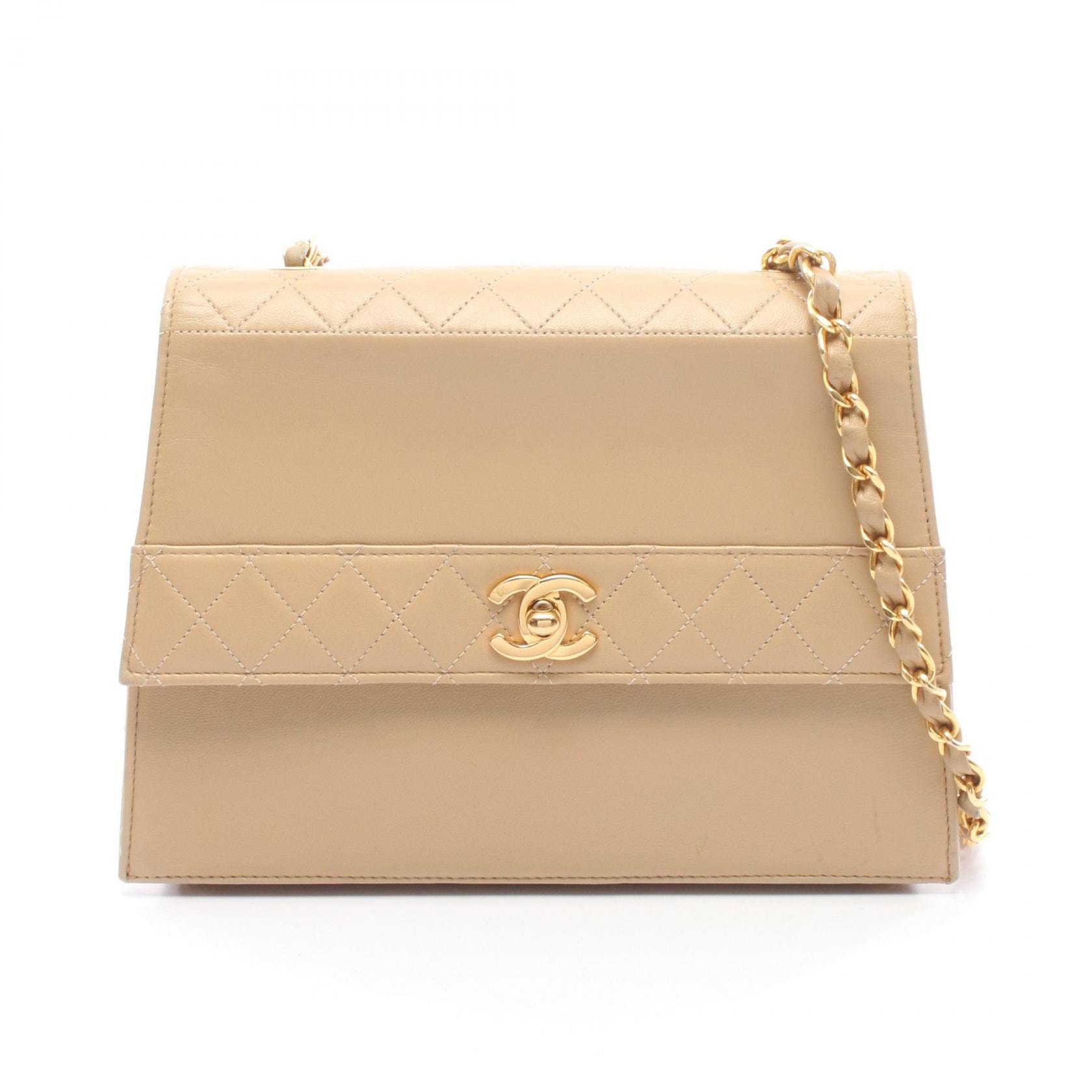 シャネル CHANEL マトラッセ ショルダーバッグ バッグ レザー レディース ベージュ系 【中古】