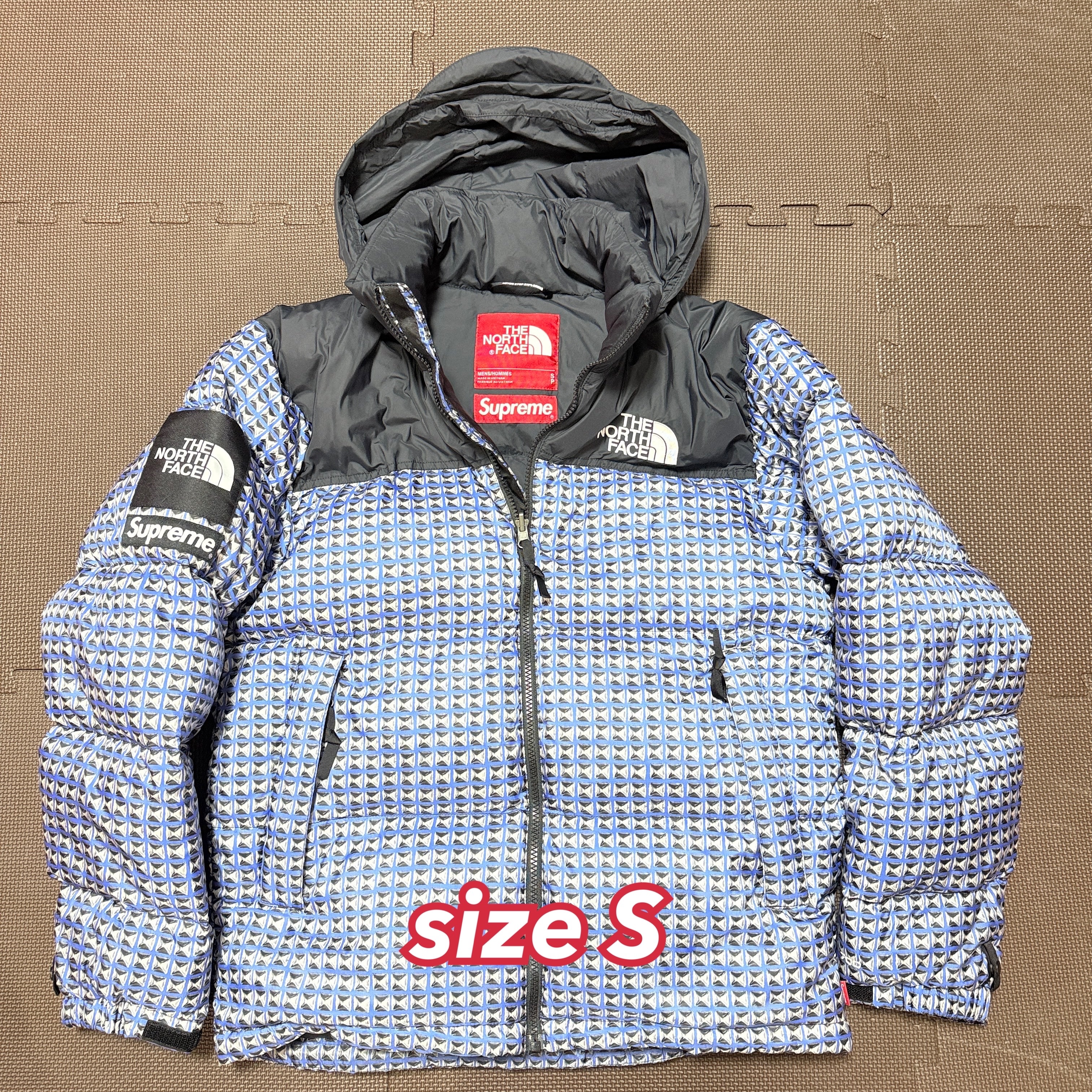 Supreme x The North Face Studded Nuptse Jacket "Royal"