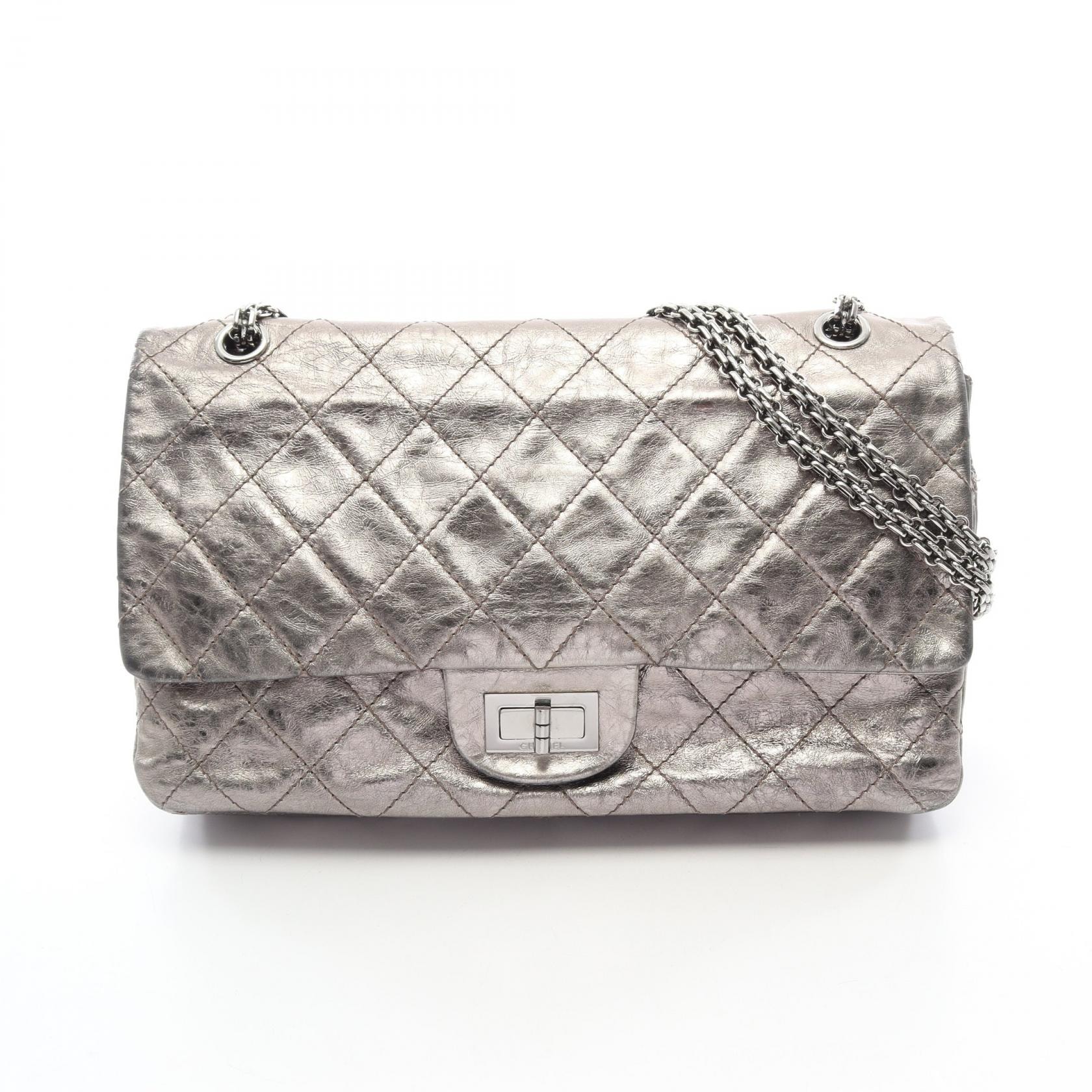 シャネル CHANEL 2.55 マトラッセ マキシ Wフラップ ショルダーバッグ バッグ カーフ(牛革) レディース シルバー系 【中古】
