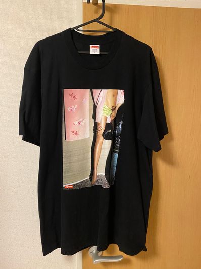 Supreme Model Tee "Black"