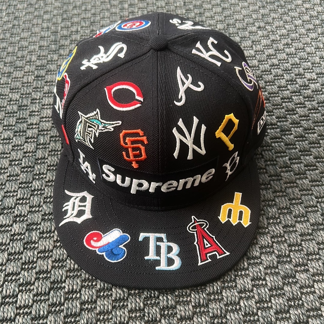 Supreme x MLB New Era "Navy"
