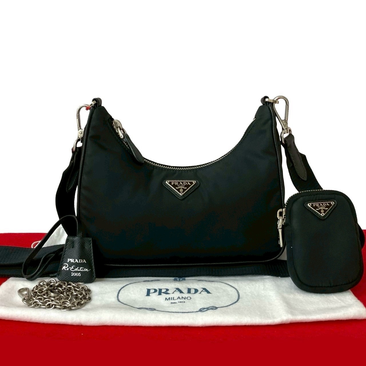 PRADA プラダ Re-Edition 三角ロゴ 金具 ナイロン レザー ショルダーバッグ ブラック
a94-5