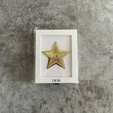 クリスチャンディオール ブローチ ユニセックス