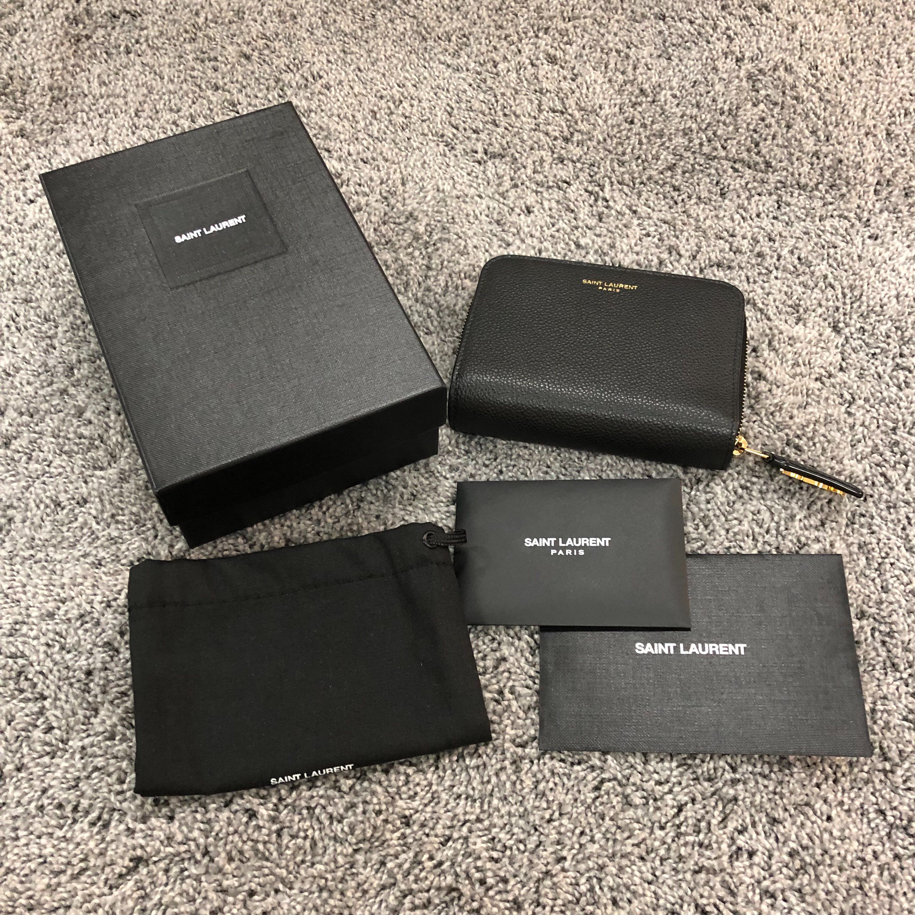 サンローラン 二つ折り財布