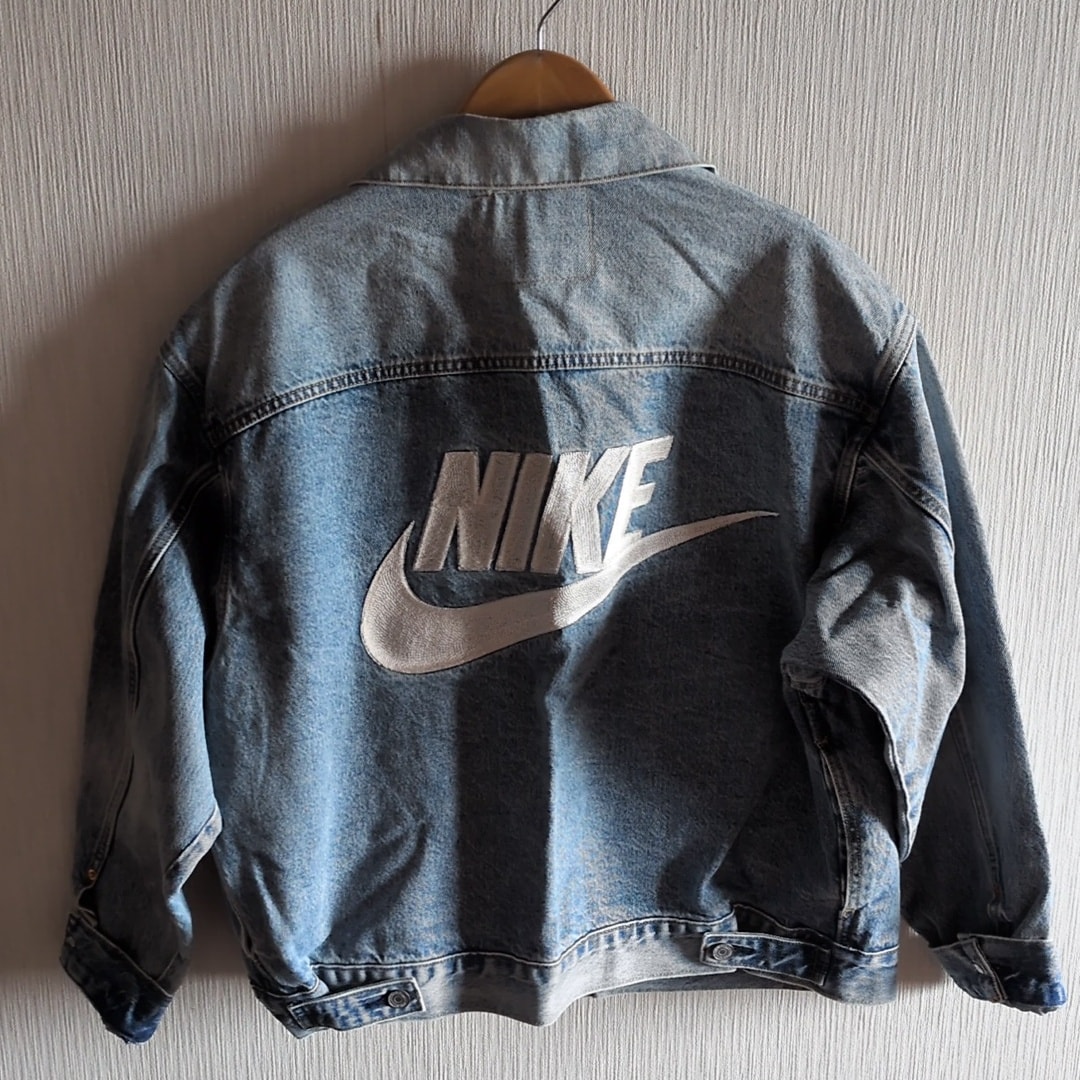 Levi's x Nike Denim Trucker Jacket "Light Indigo" 002TM-0000