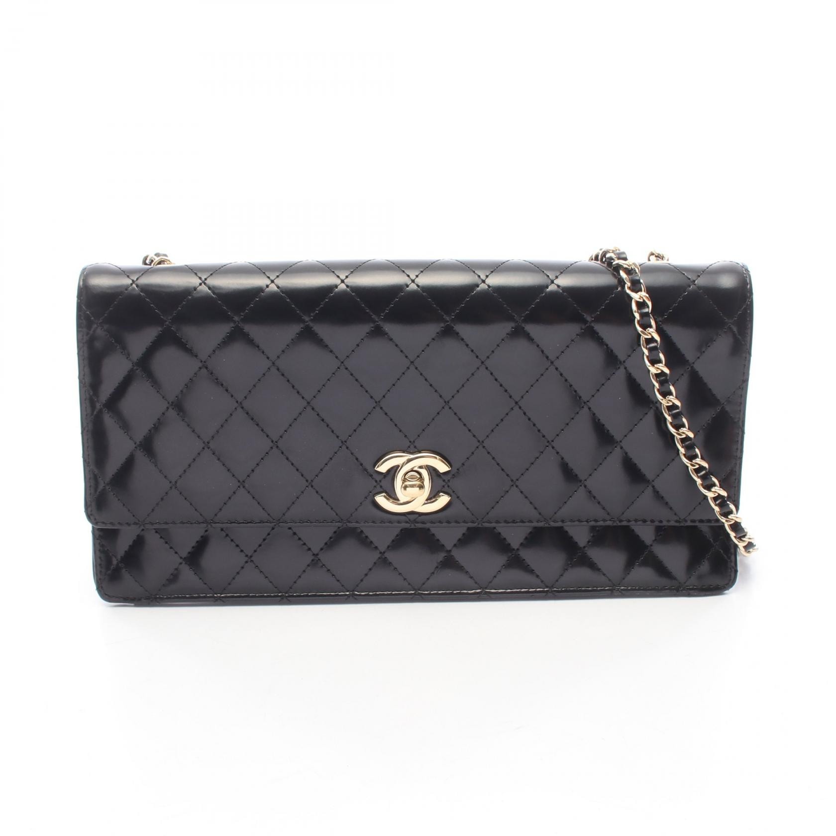 シャネル CHANEL マトラッセ ショルダーバッグ バッグ パテントレザー レディース ブラック系 【中古】