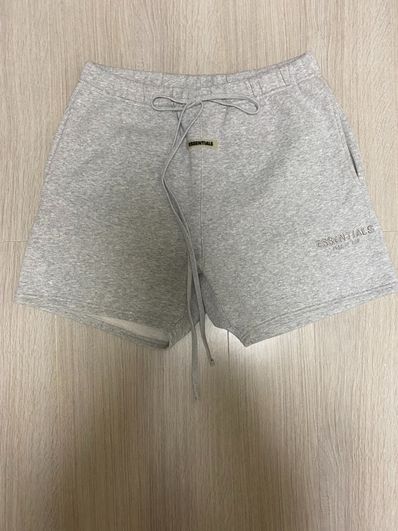 FEAR OF GOD ESSENTIALS Sweat Shorts "Grey"