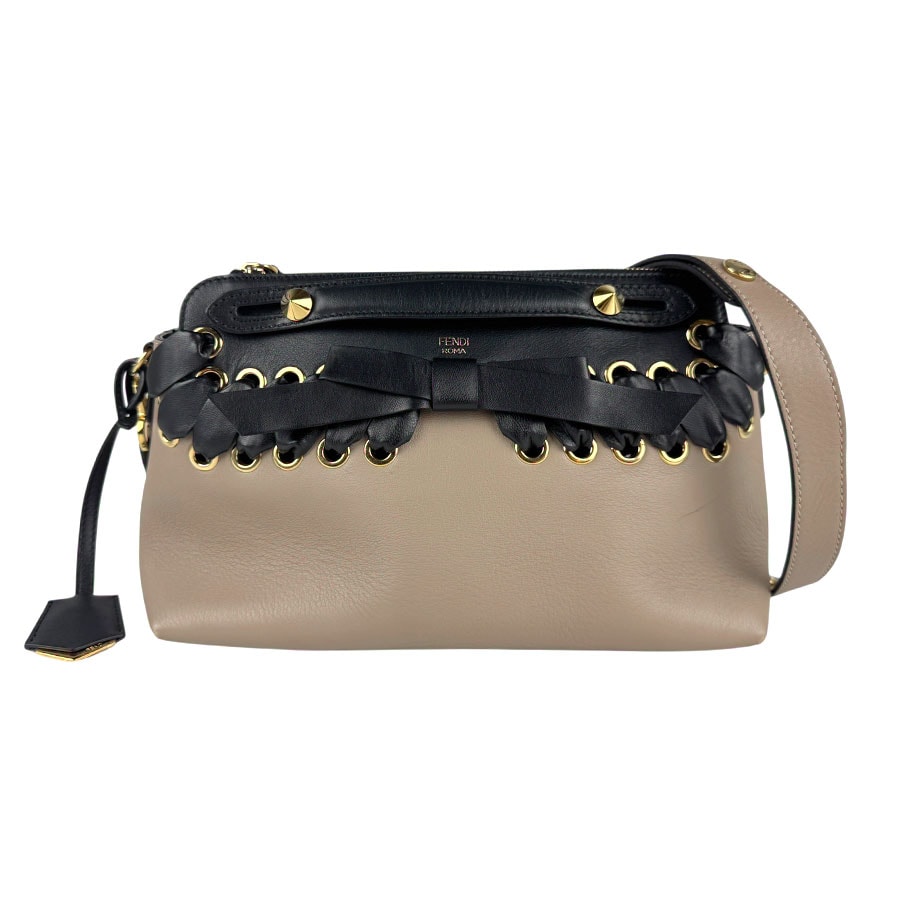 フェンディ FENDI ショルダーバッグ ハンドバッグ バイ ザ ウェイ ミディアム レザー ベージュ×ブラック レディース 8BL124 A414【中古】 z6687