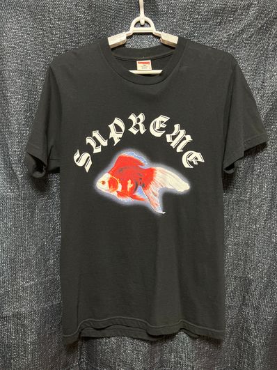 シュプリーム サスクワァッチファブリックス Tシャツ