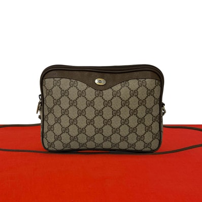 GUCCI グッチ GG 柄 ロゴ 金具 レザー PVC ショルダーバッグ ブラウン
50601