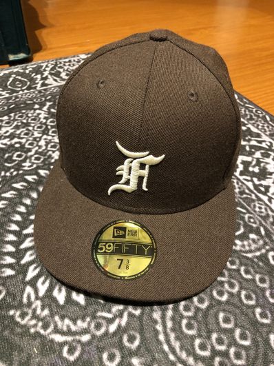 FEAR OF GOD ESSENTIALS New Era Fitted Cap "Brown"
