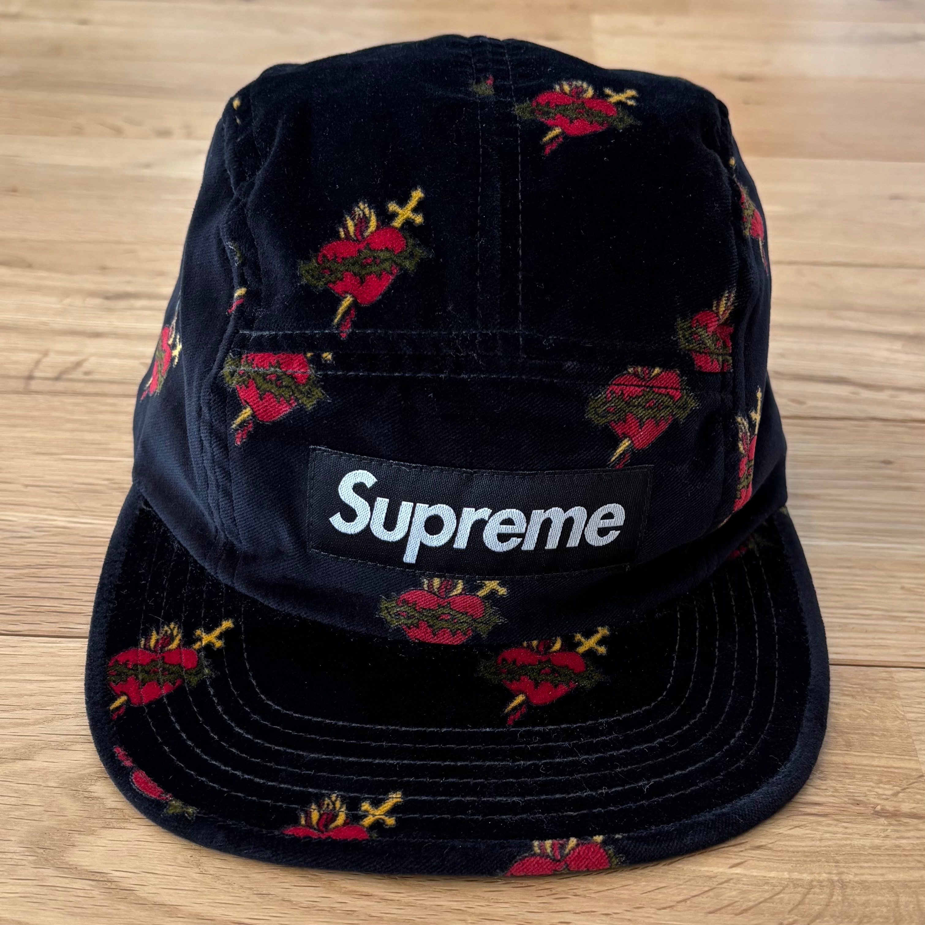 Supreme Sacred Hearts Camp Cap ブラック