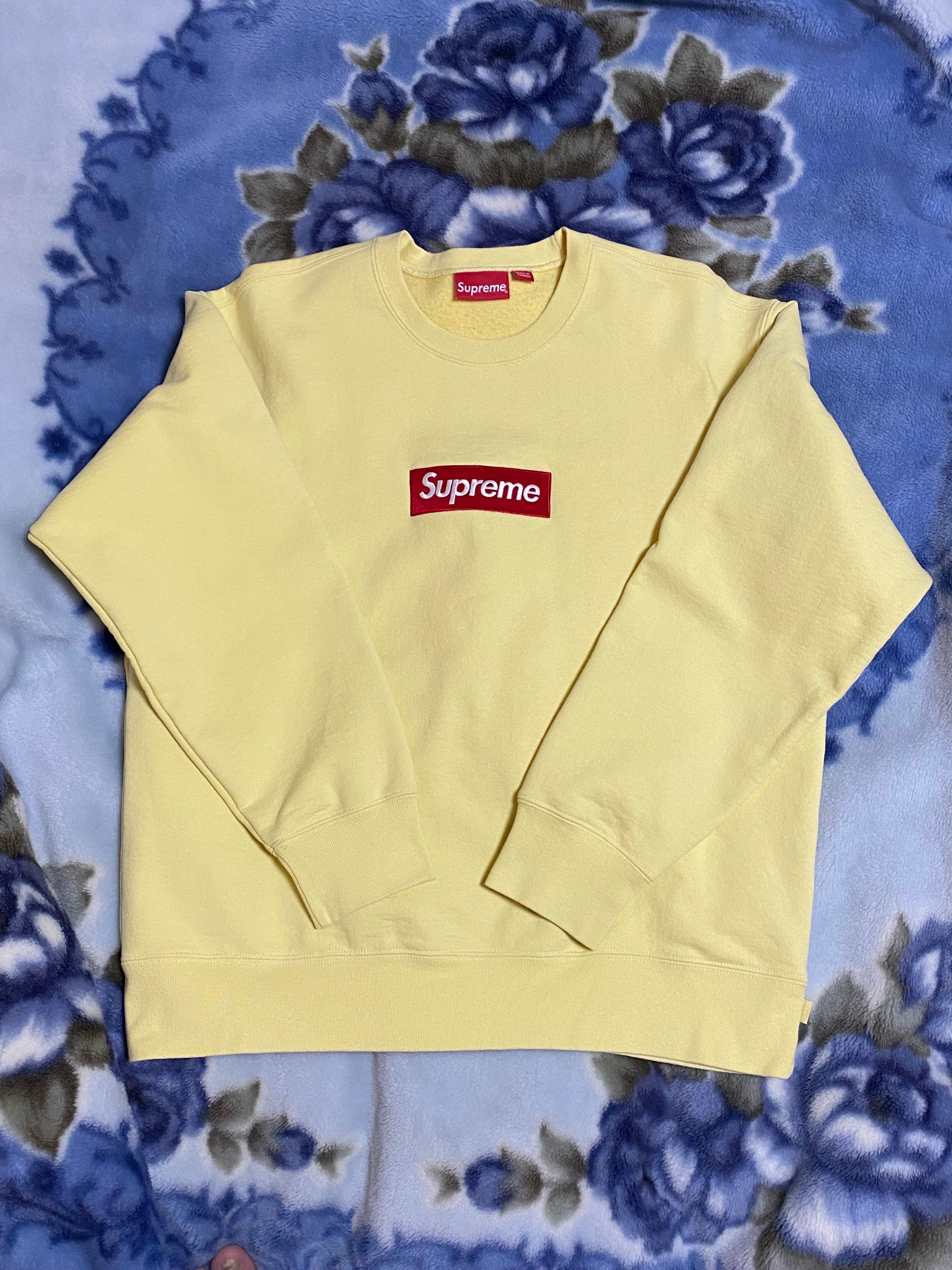 Supreme Box Logo Crewneck "Pale Yellow" (22FW)