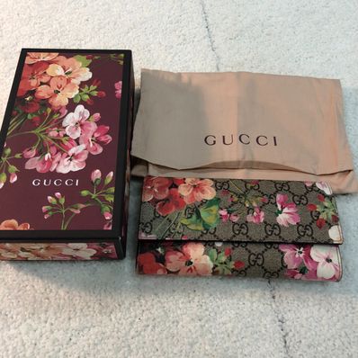 Gucci GG Blooms Wallet "Antique Rose"
