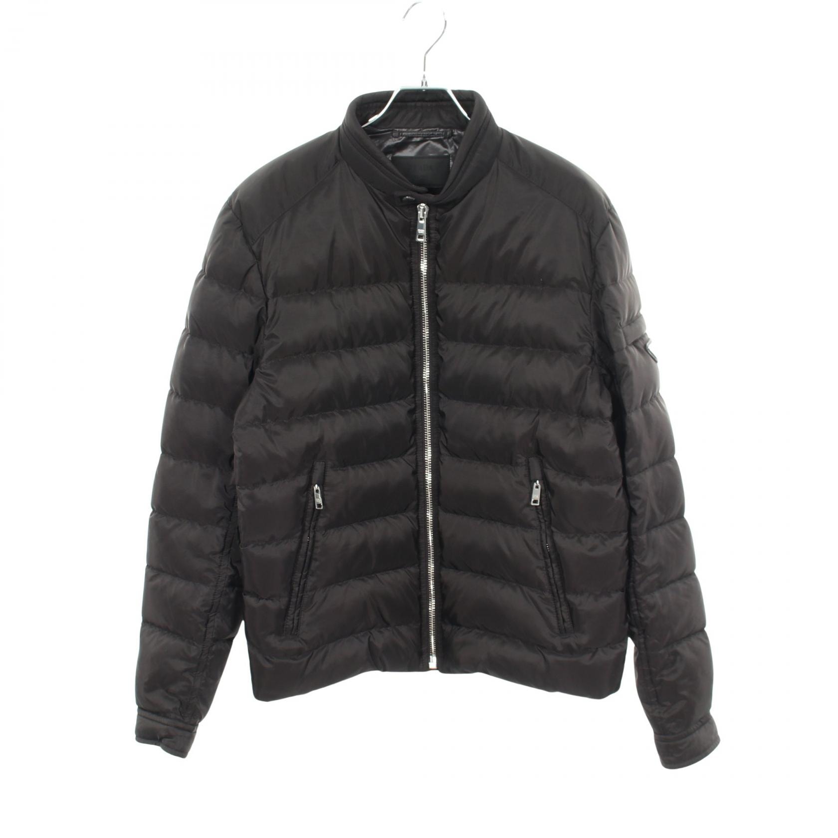 プラダ PRADA トライアングルロゴ ダウンジャケット 衣料品 アウター ナイロン メンズ ブラック系 SGH071 R232 【中古】