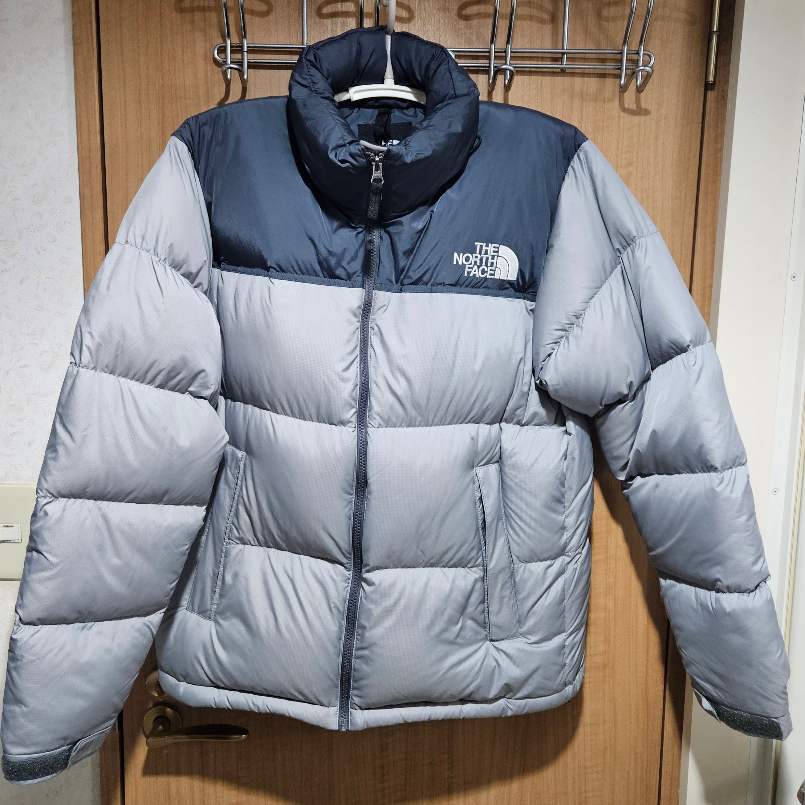 The North Face Nuptse Jacket 2022 "Vanadis Grey/Merde Grey"