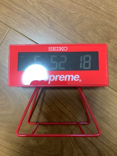 Supreme / Seiko Marathon Clock "Red"