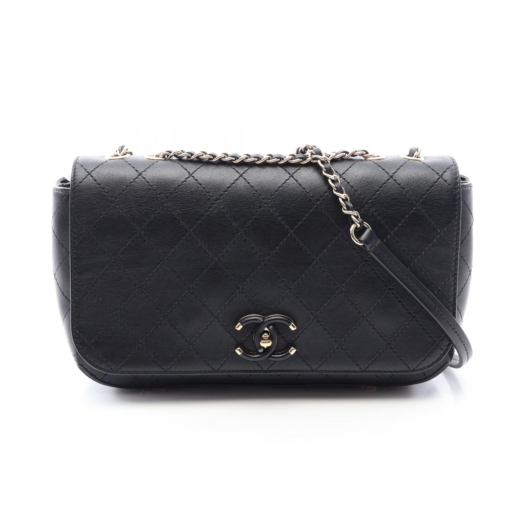 シャネル CHANEL マトラッセ ショルダーバッグ バッグ レザー レディース ブラック系 【中古】
