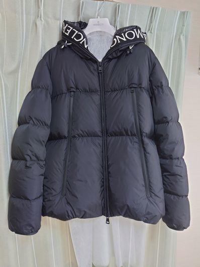 MONCLER Montcla Nylon Down Jacket "Black"