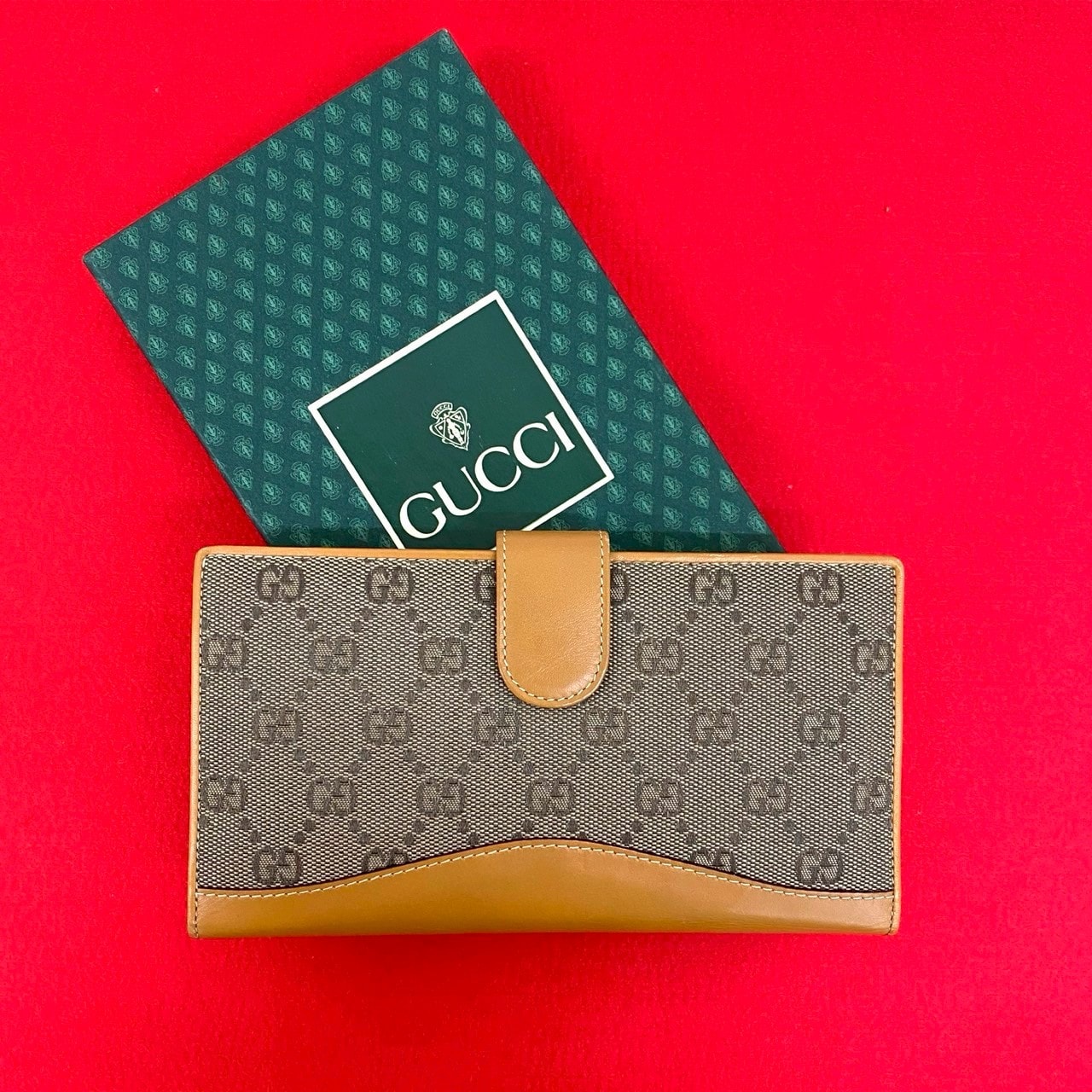 GUCCI グッチ GGスプリーム キャンバス レザー 長財布 ベージュ
80051