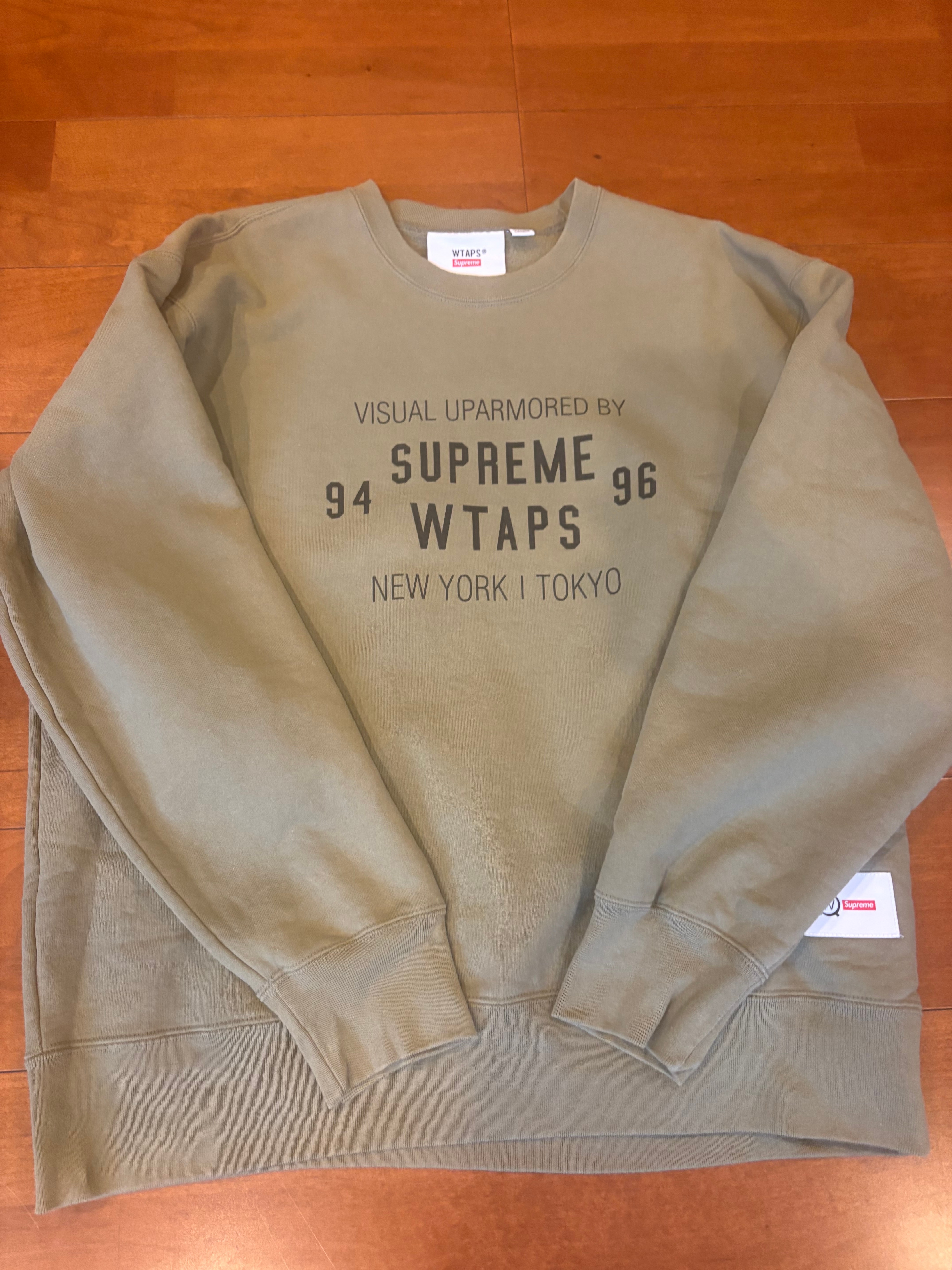 Supreme / WTAPS Crewneck "Light Olive"